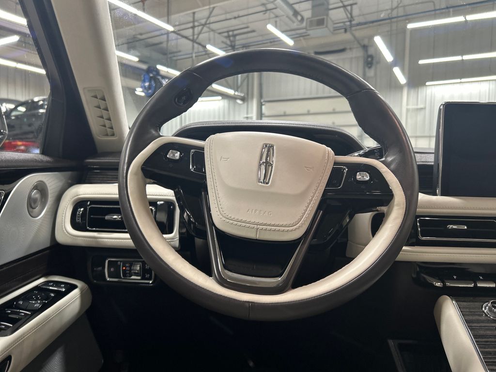 used 2024 Lincoln Aviator car, priced at $67,914