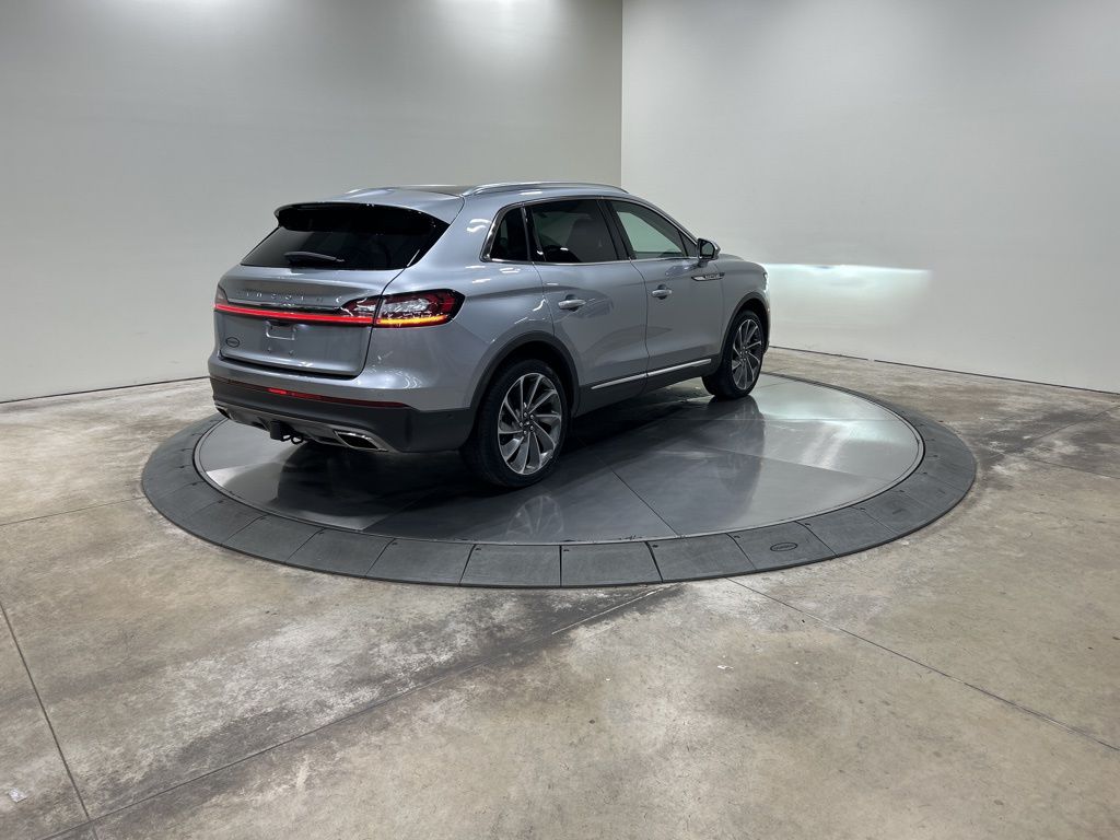 used 2022 Lincoln Nautilus car, priced at $38,333