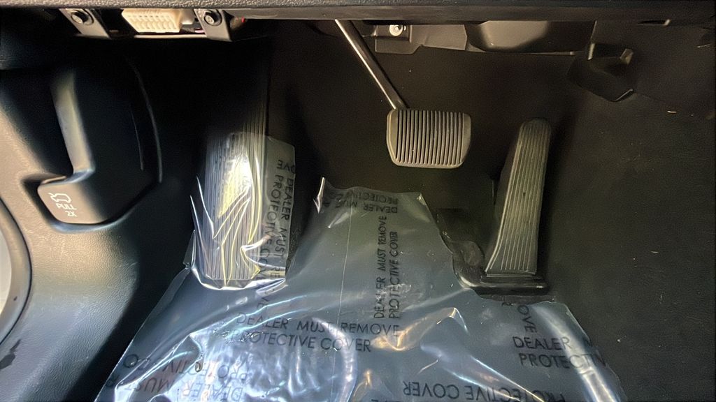 used 2021 Ford Explorer car, priced at $25,000