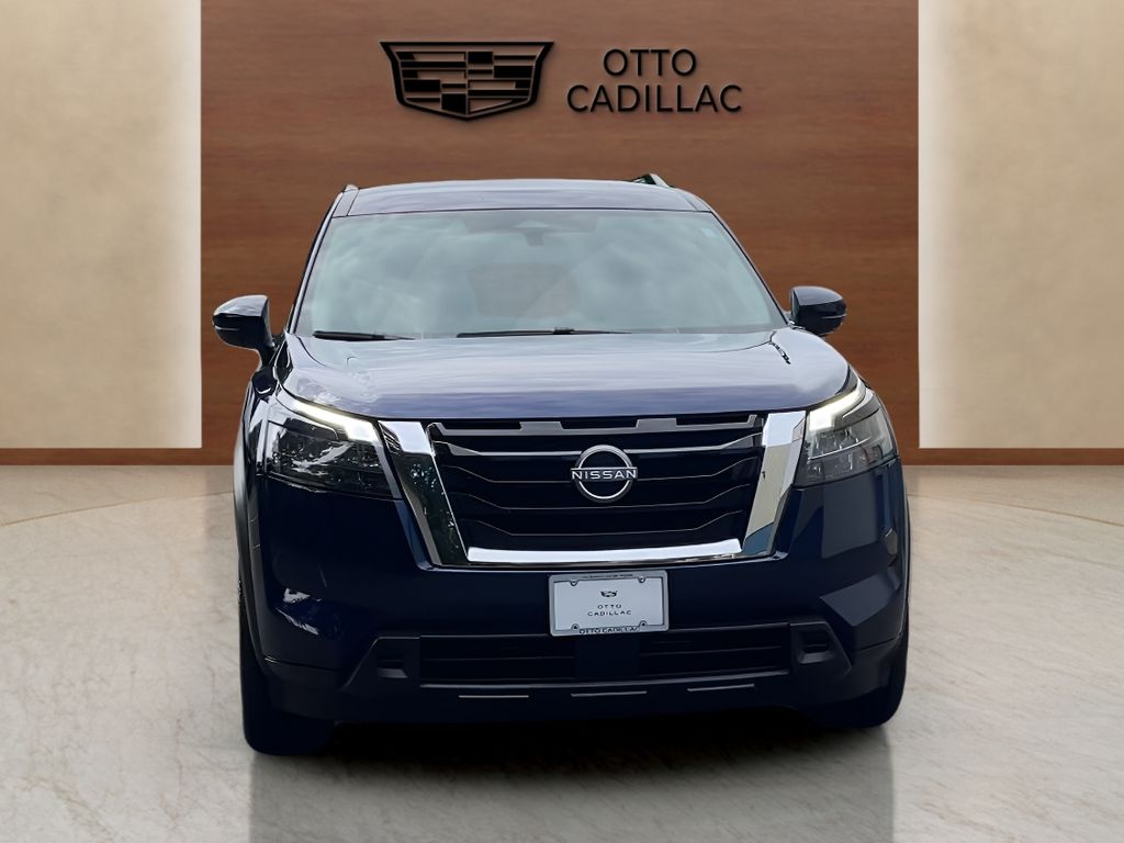 used 2024 Nissan Pathfinder car, priced at $30,900