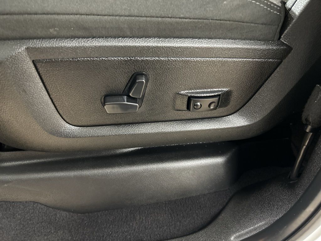 used 2024 Ram 2500 car, priced at $38,992