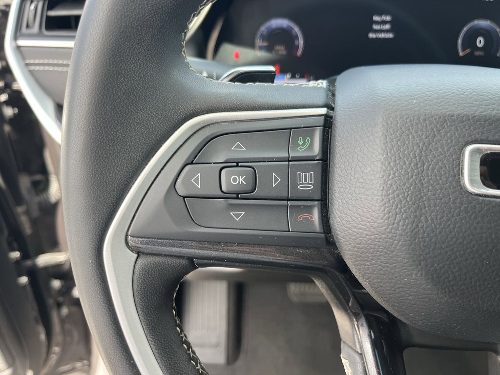 used 2023 Jeep Grand Cherokee L car, priced at $28,795