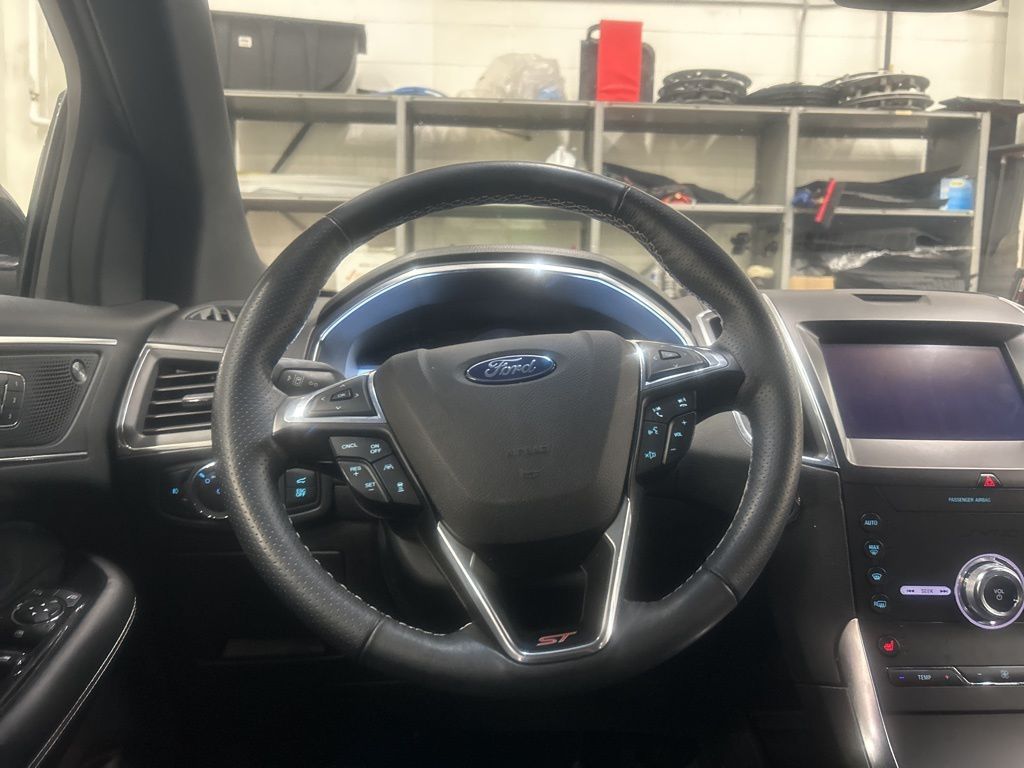 used 2020 Ford Edge car, priced at $21,426