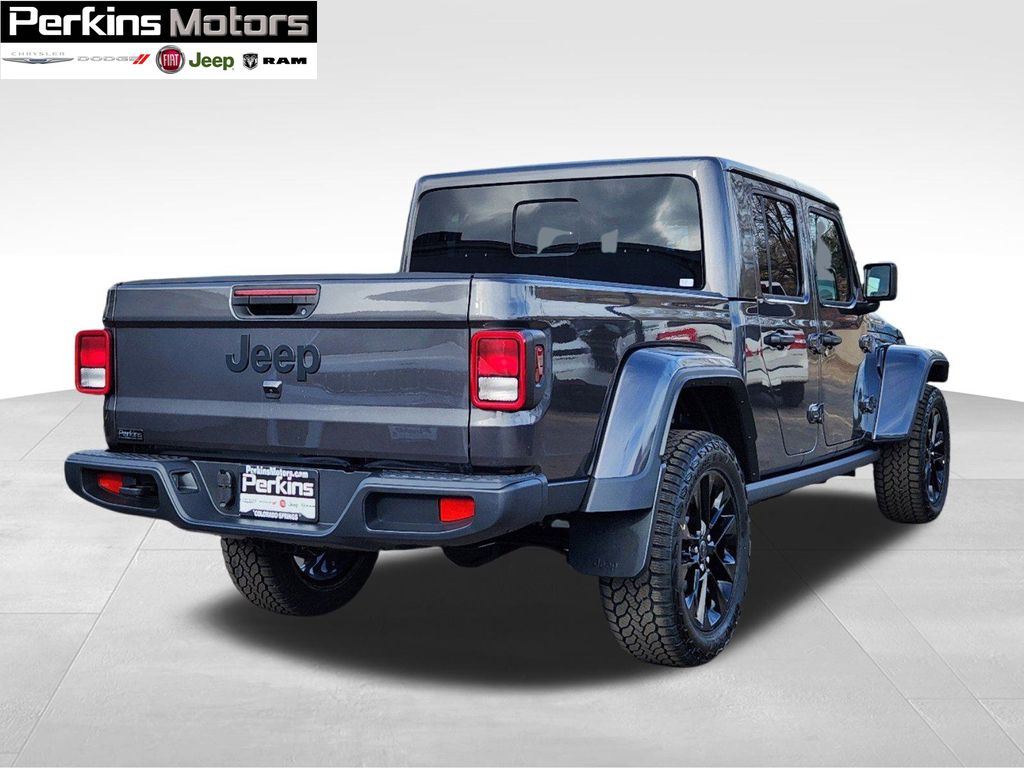 new 2025 Jeep Gladiator car, priced at $41,474