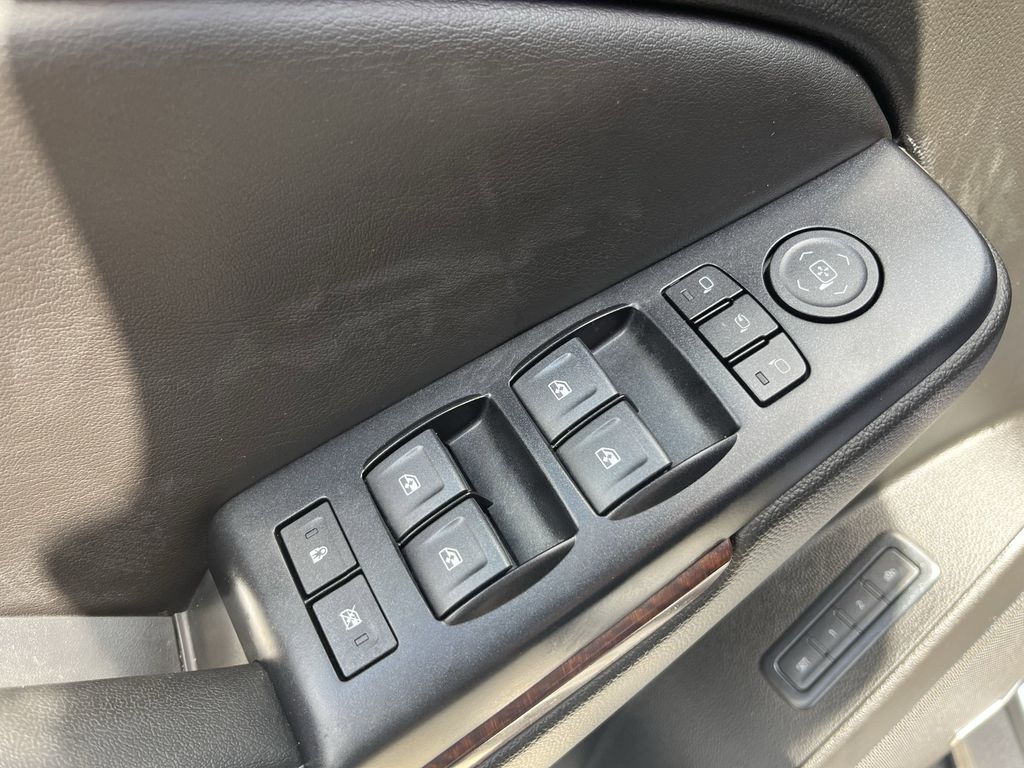 used 2019 GMC Yukon car, priced at $27,591