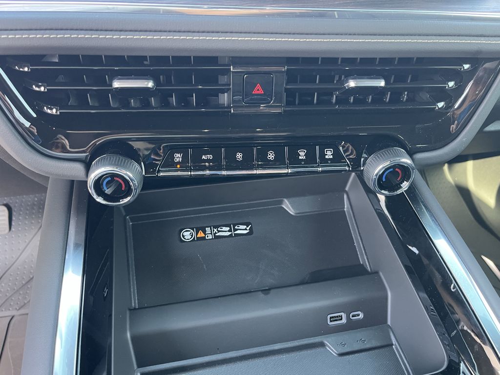 new 2025 Chevrolet Tahoe car, priced at $83,012