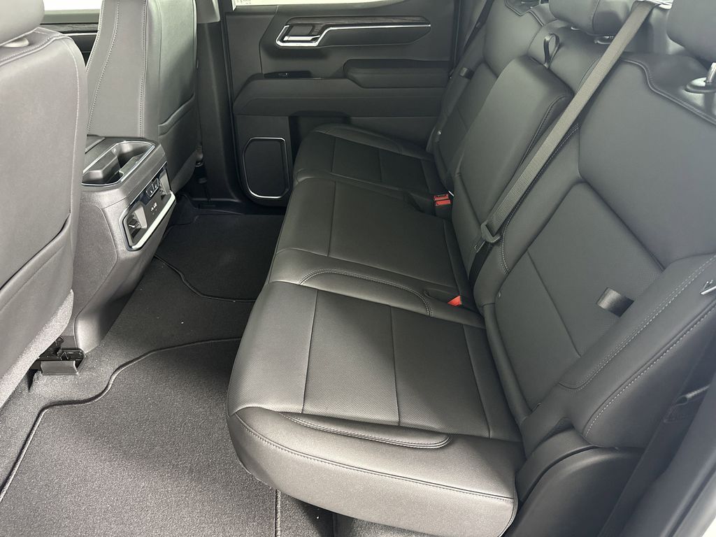 new 2025 GMC Sierra 1500 car, priced at $58,824