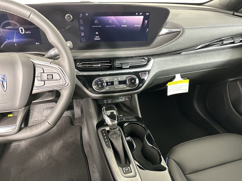 new 2025 Buick Envista car, priced at $29,570