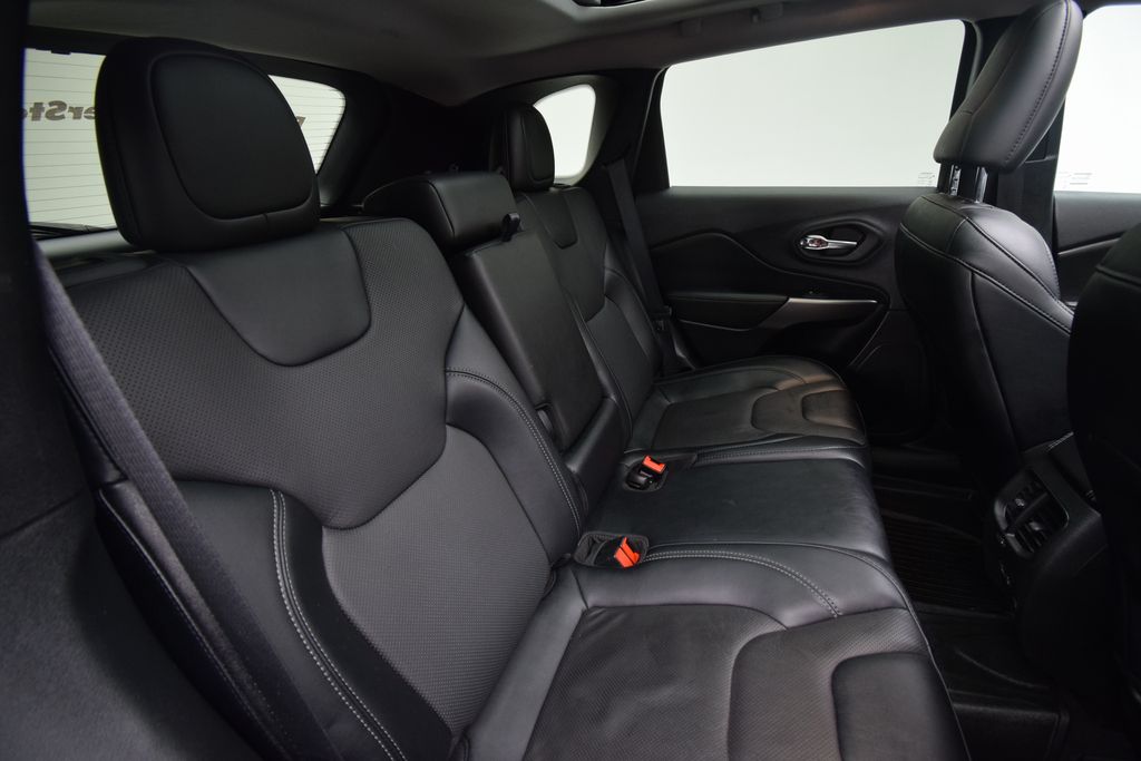 used 2022 Jeep Cherokee car, priced at $24,000