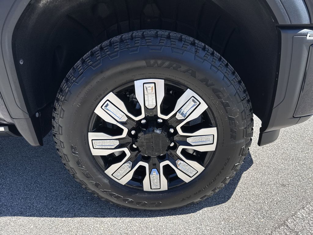new 2025 GMC Sierra 2500HD car, priced at $87,039