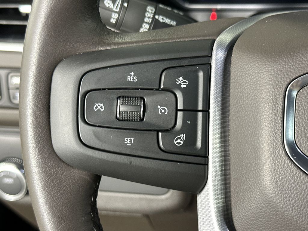 used 2023 GMC Yukon XL car, priced at $61,366
