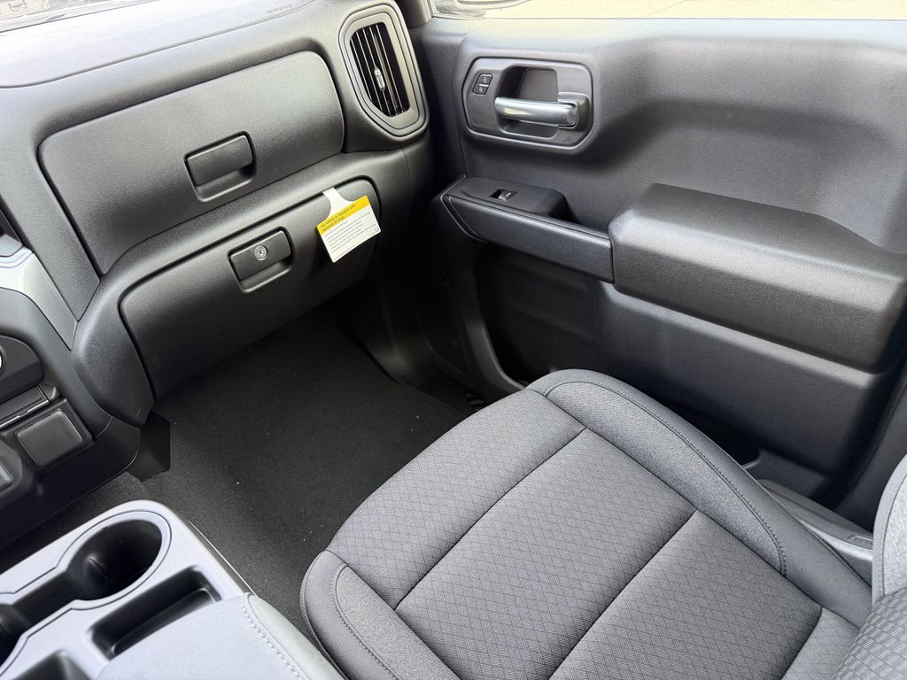 new 2026 Chevrolet Silverado 1500 car, priced at $32,795