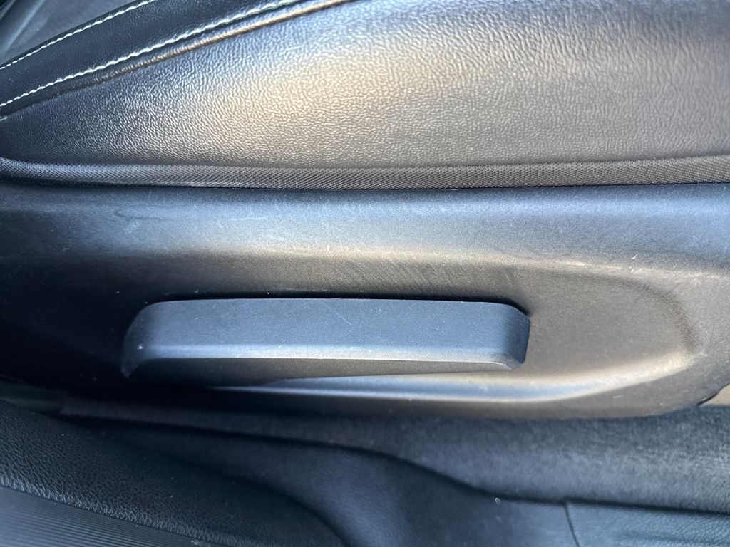 used 2022 Jeep Grand Cherokee L car, priced at $29,400