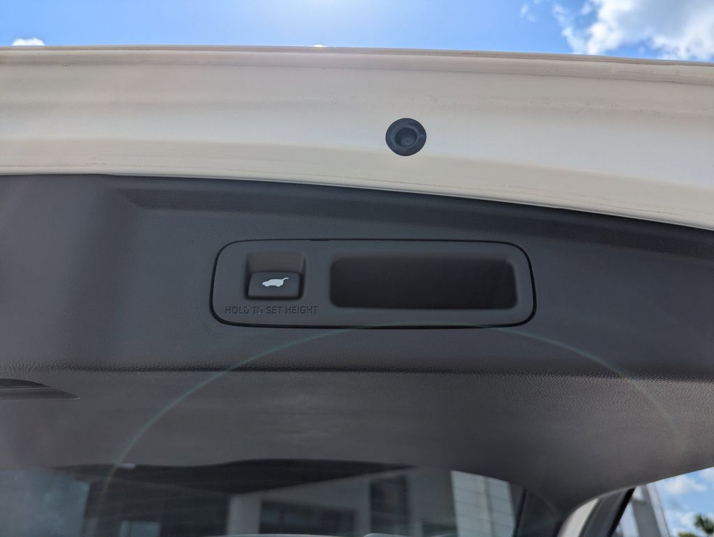 used 2023 Honda CR-V car, priced at $25,995
