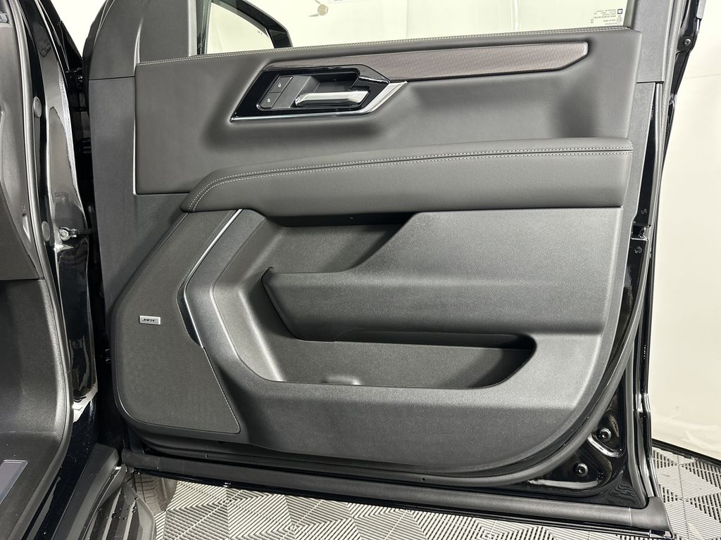 new 2025 GMC Yukon car, priced at $76,529