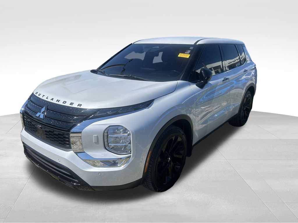 used 2023 Mitsubishi Outlander car, priced at $24,521