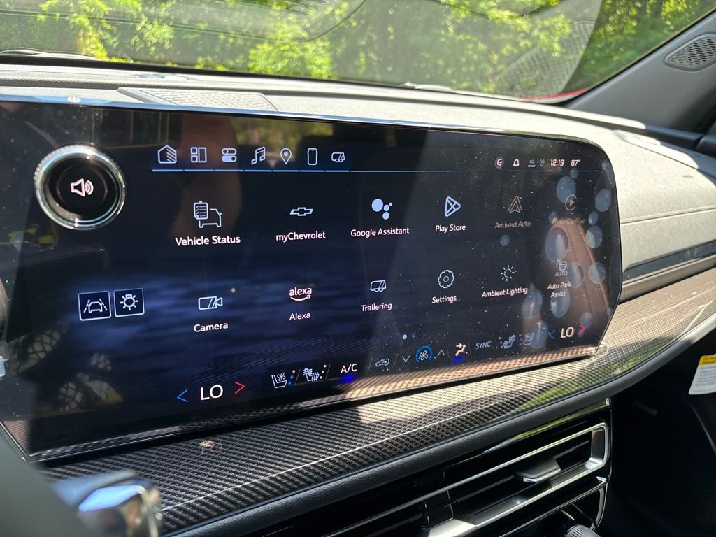 new 2025 Chevrolet Traverse car, priced at $59,290