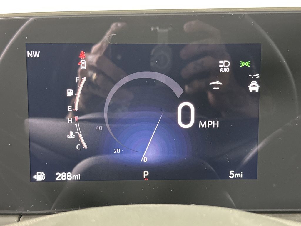 new 2025 Buick Envista car, priced at $29,869