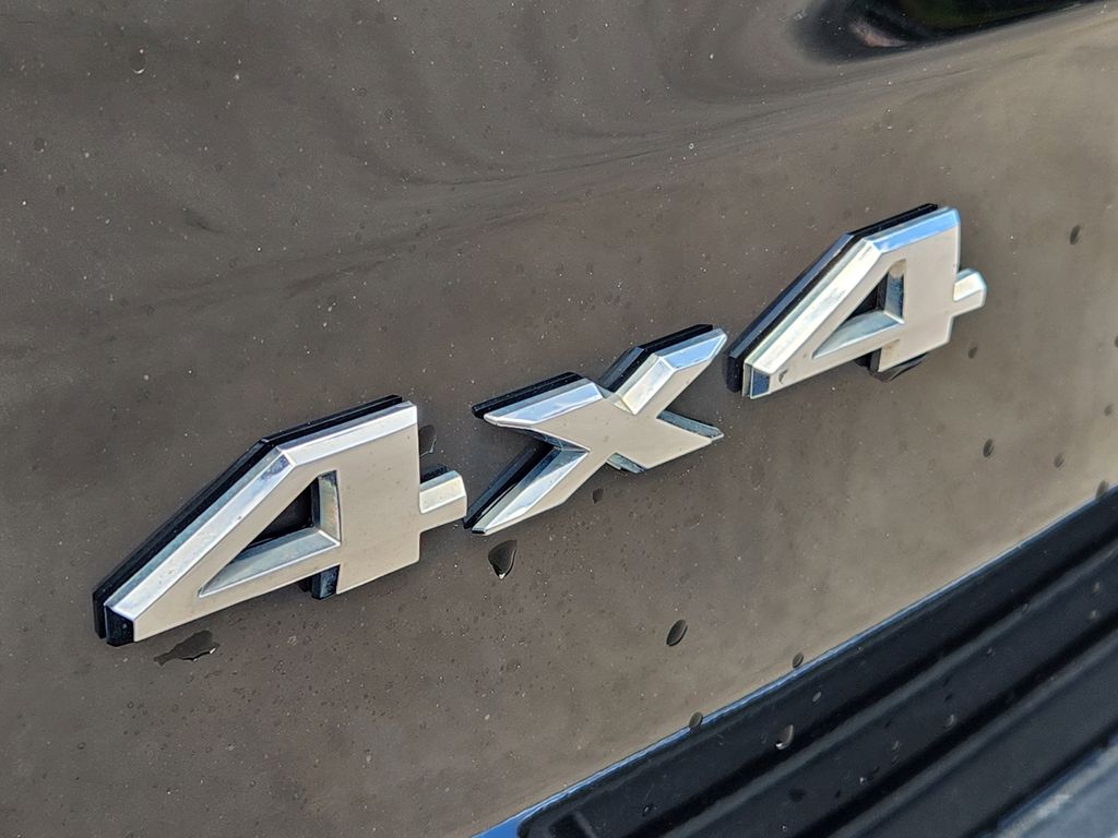used 2018 Jeep Grand Cherokee car, priced at $13,392