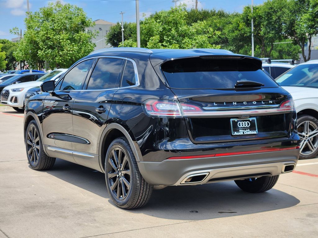 used 2022 Lincoln Nautilus car, priced at $37,131