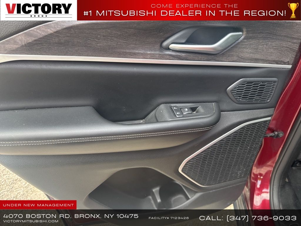 used 2023 Jeep Grand Cherokee car, priced at $20,530