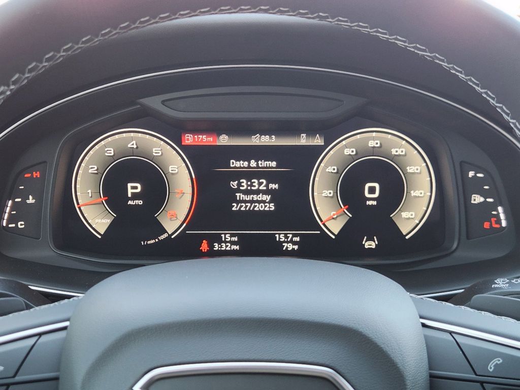 new 2025 Audi Q7 car, priced at $92,350