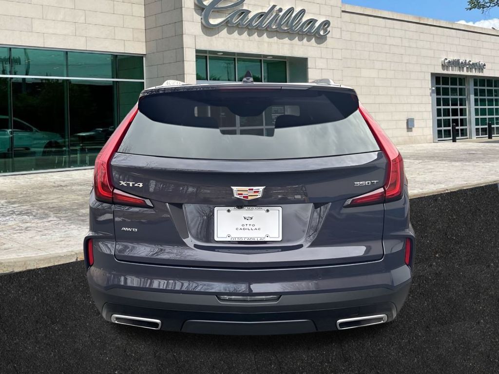 used 2024 Cadillac XT4 car, priced at $39,950