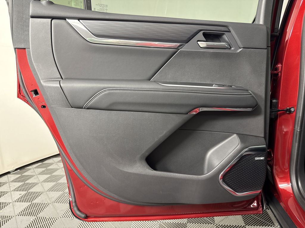 new 2025 GMC Acadia car, priced at $46,874
