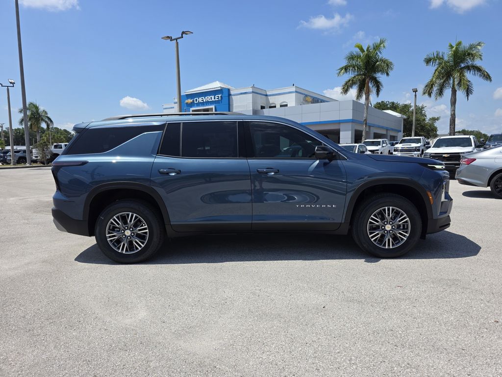new 2025 Chevrolet Traverse car, priced at $43,066