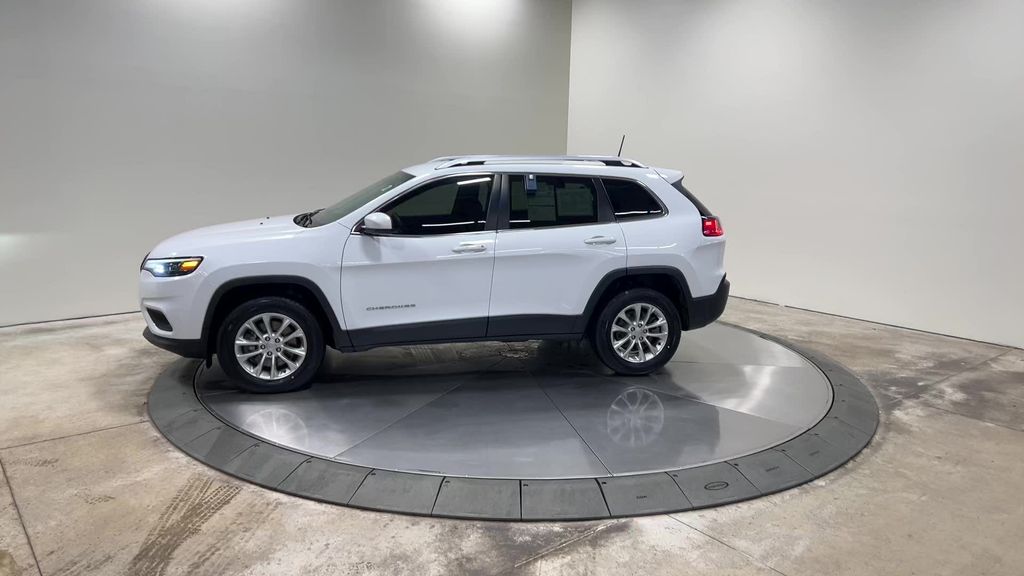used 2019 Jeep Cherokee car, priced at $15,525