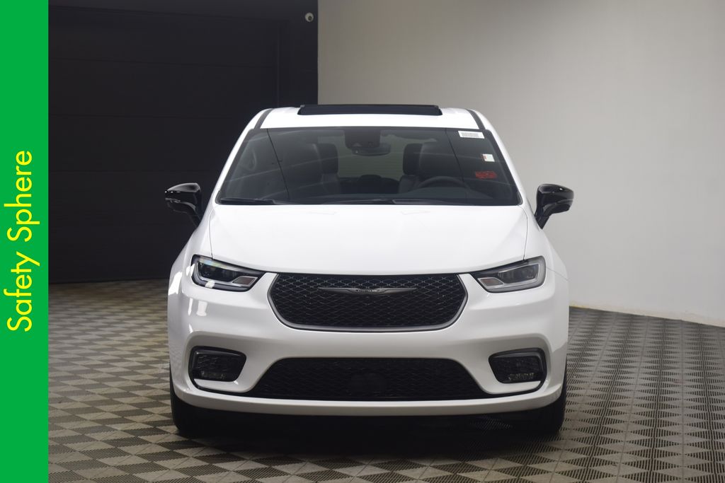 new 2026 Chrysler Pacifica car, priced at $45,088