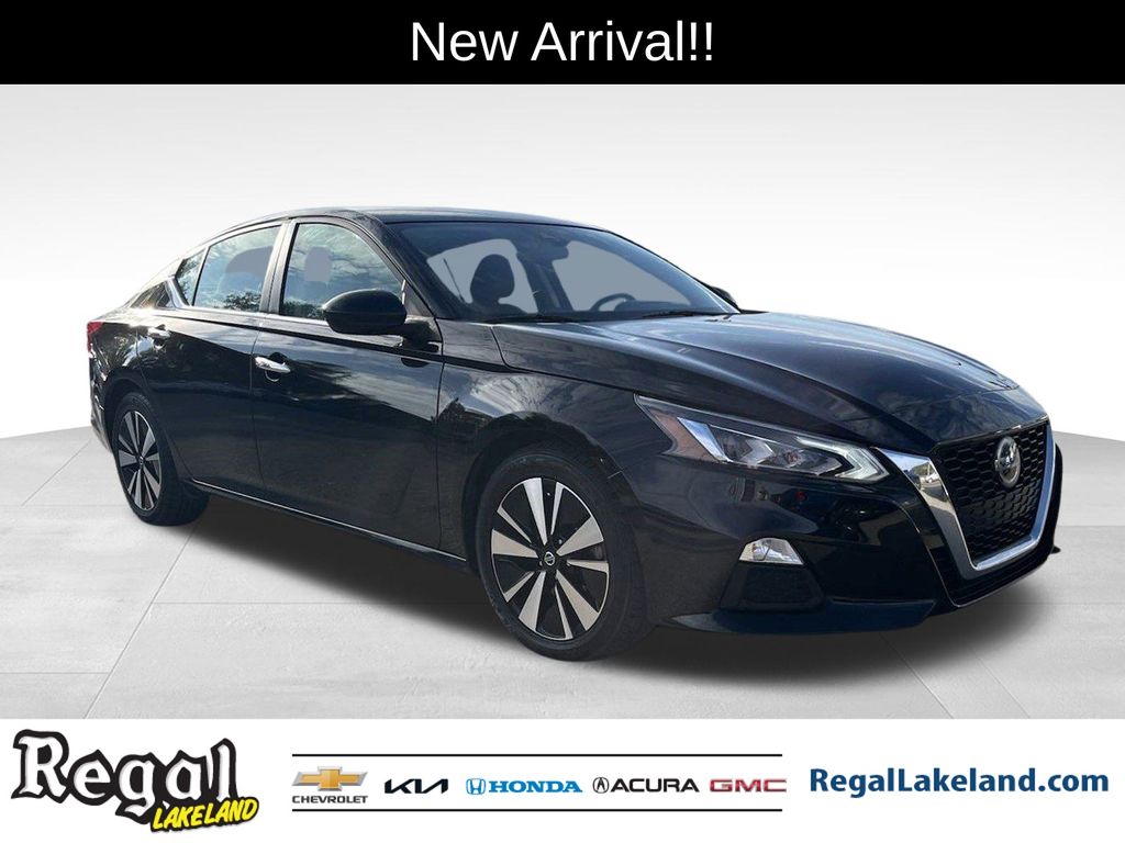 used 2022 Nissan Altima car, priced at $16,492