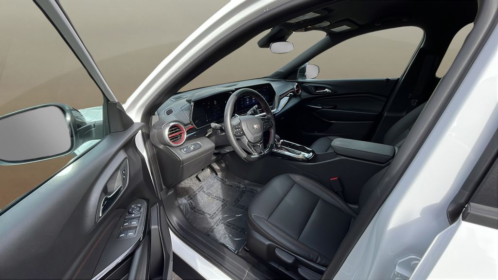 used 2024 Chevrolet Trax car, priced at $22,000