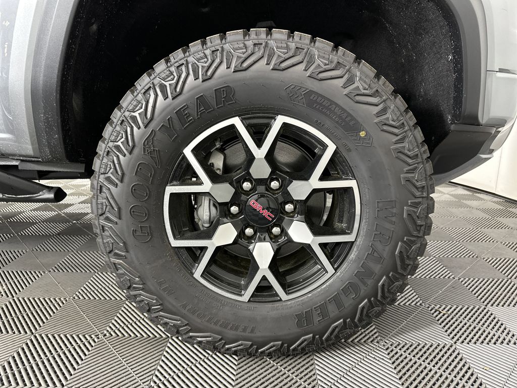 new 2025 GMC Canyon car, priced at $54,465