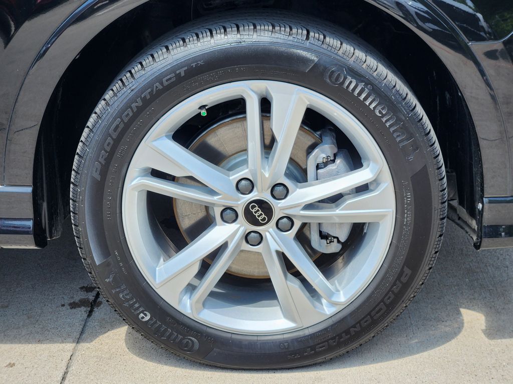 used 2024 Audi Q3 car, priced at $37,991