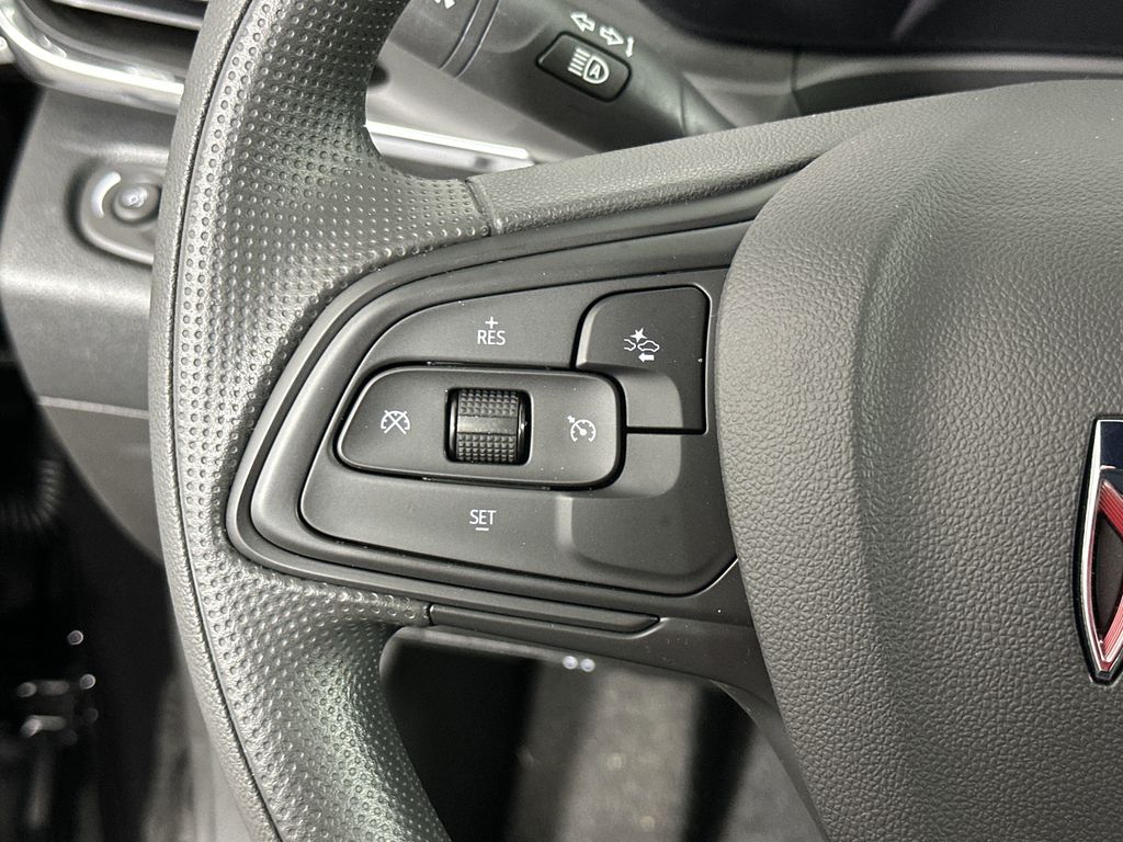 new 2025 Buick Envista car, priced at $24,790
