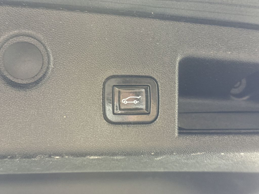 used 2018 Chevrolet Equinox car, priced at $16,700