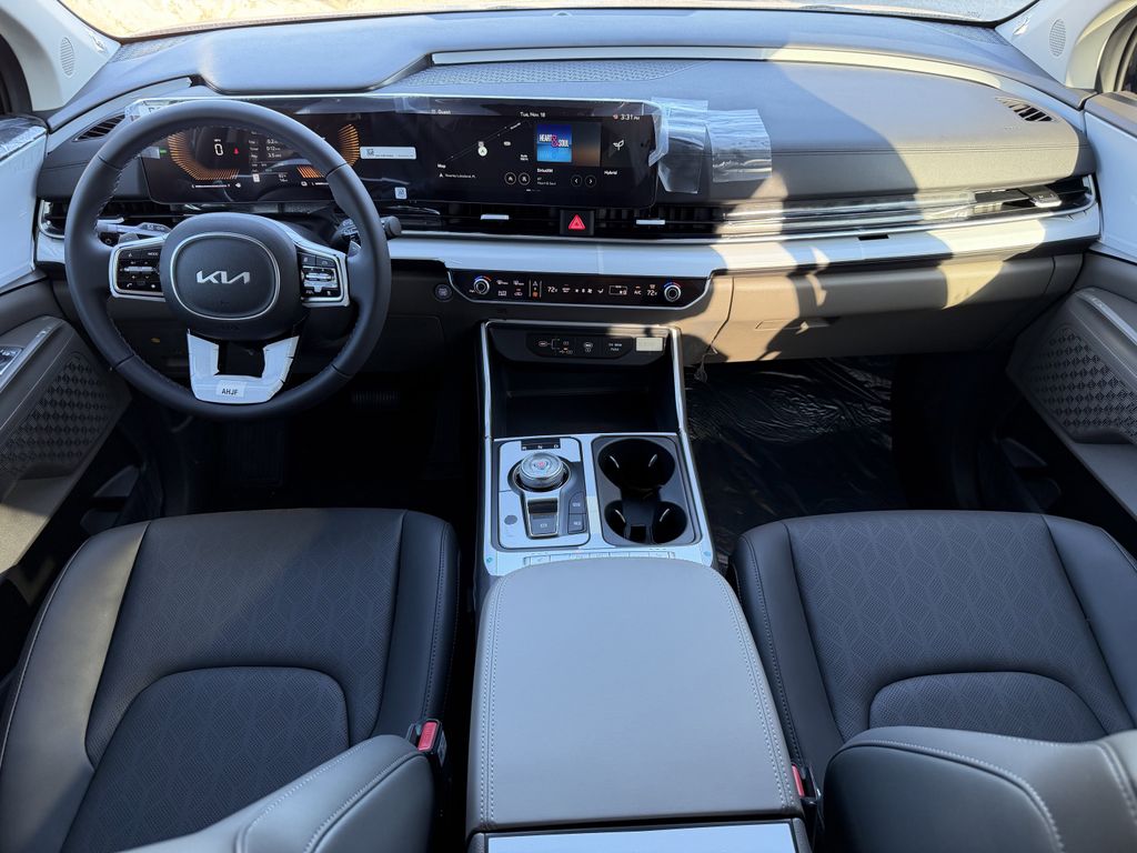 new 2026 Kia Carnival Hybrid car, priced at $38,702