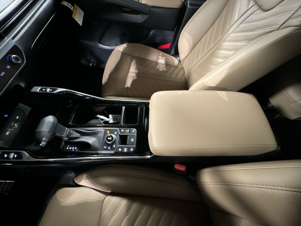 new 2025 Kia Sorento car, priced at $46,484