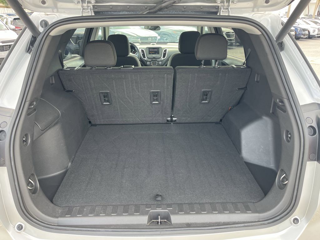used 2022 Chevrolet Equinox car, priced at $20,991