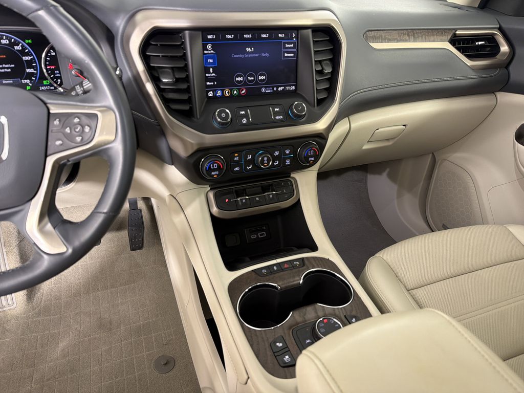 used 2023 GMC Acadia car, priced at $40,988