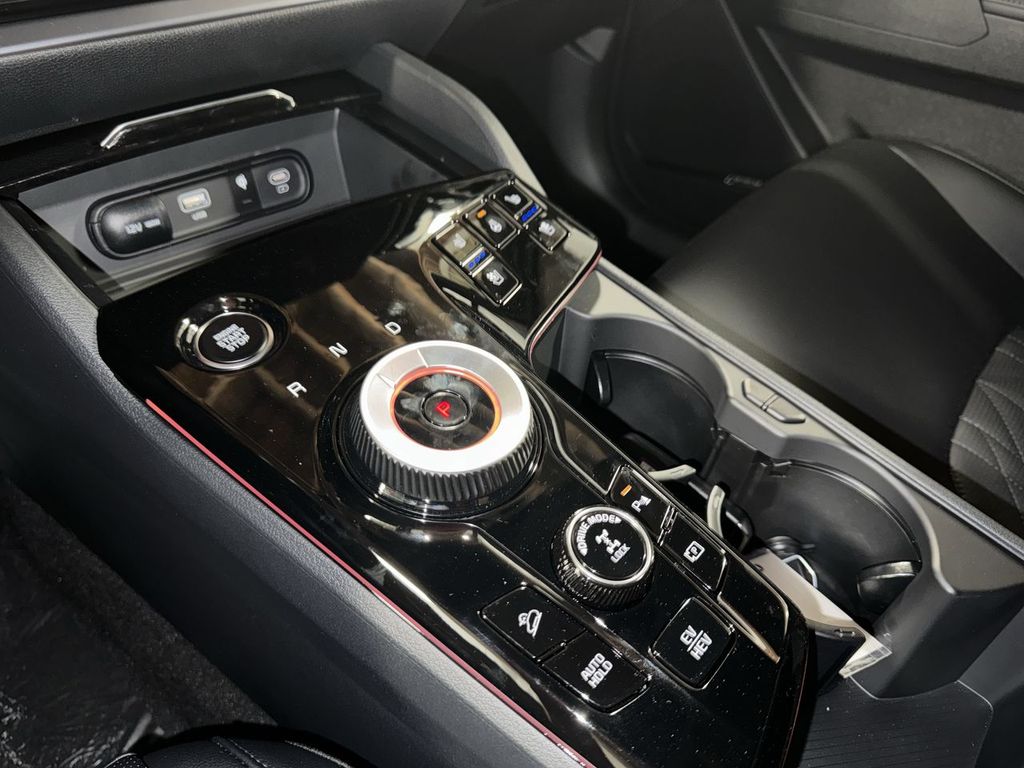 new 2025 Kia Sportage Plug-In Hybrid car, priced at $45,893