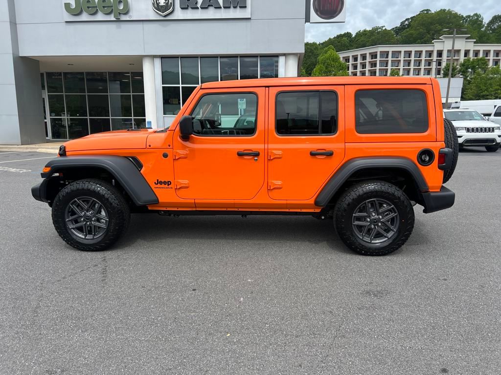 new 2025 Jeep Wrangler car, priced at $48,129