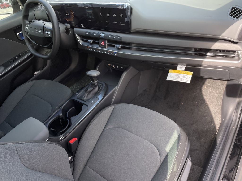 new 2025 Kia K4 car, priced at $23,261