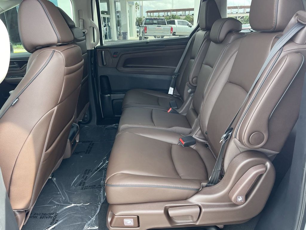 new 2025 Honda Odyssey car, priced at $46,522