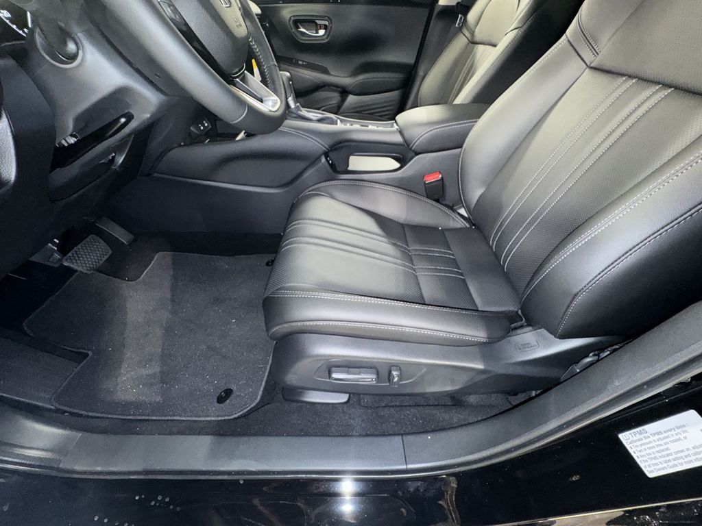 new 2026 Honda HR-V car, priced at $32,945