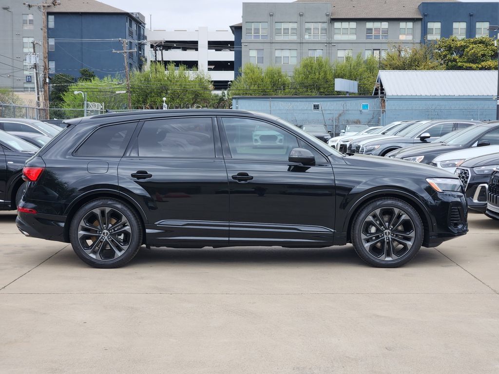 new 2025 Audi Q7 car, priced at $85,110