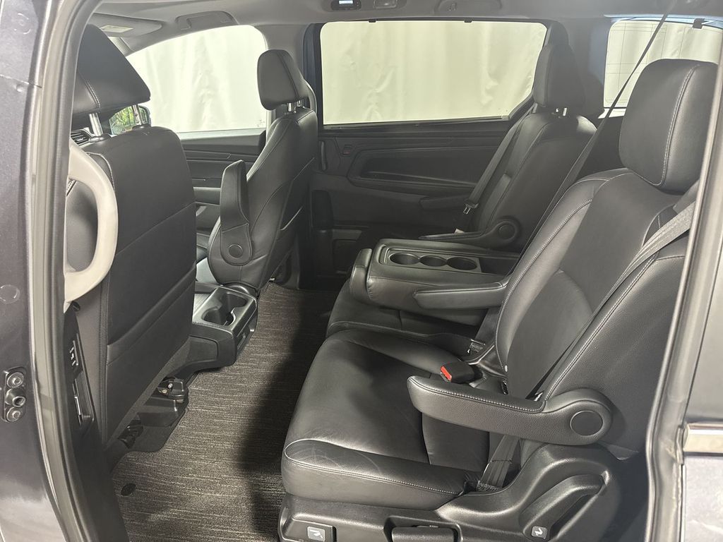 used 2023 Honda Odyssey car, priced at $34,304