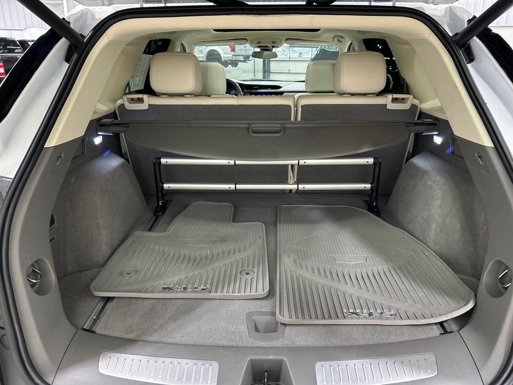 used 2020 Cadillac XT5 car, priced at $29,969
