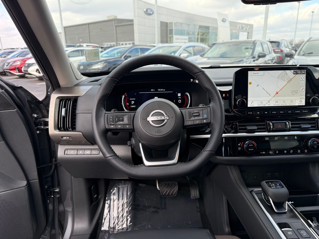 new 2025 Nissan Pathfinder car, priced at $49,637